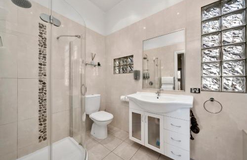 New Town Casa | Bakers Retreat
