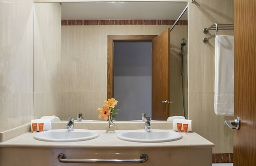 Nueva Milla de Oro Hotel | Bakour Oh Nice Costa del Sol