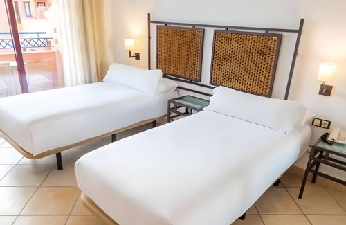 Nueva Milla de Oro Hotel | Bakour Oh Nice Costa del Sol