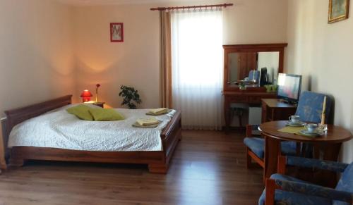 Cetniewo Cama Y Desayuno | Bakster