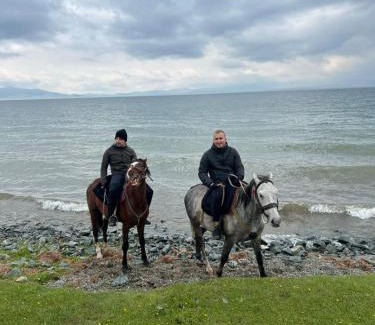 Naryn Region Casa | Bakvt Homestay & Breakfast & Horse Riding Tours