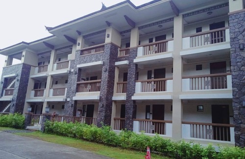 Kaputian Apartamento | Bali inspired resort with condo