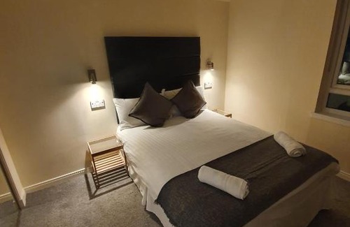 Newington Casa | Bala House