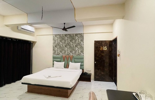 Dombivli East Hotel | Balaji Residency By Glitz Hotels