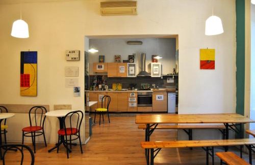 Kalsa Hostal | Balarm - Hostel and Bar