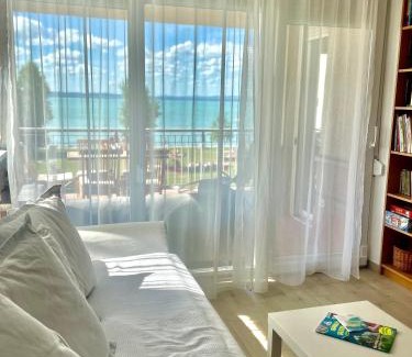 Siofok Aranypart Apartamento | Balaton BeachSide Apartman Siófok N1