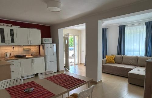 Balatonmariafurdo Apartamento | Balaton Holiday Home