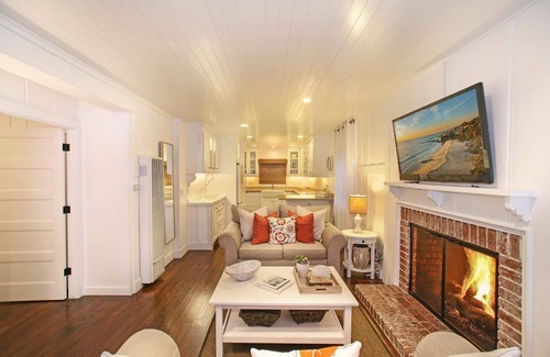 Balboa Island Casa | Balboa Island, CA ~ Beach Cottage ~ Pasos de la playa South Bayfront