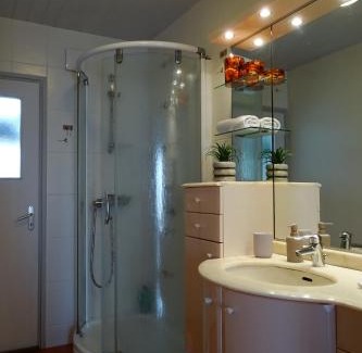Saint-Pierre Apartamento | Balcon sur la rade - Appartement 2 chambres - Pour famille & pros