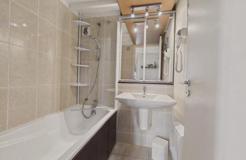 Le Croisic Apartamento | Balcon vue mer accès direct plage et piscine