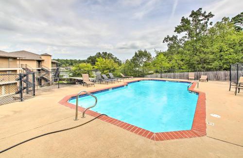 Lake Hamilton Apartamento | Balcony and Boat Slip Lakefront Unit in Hot Springs