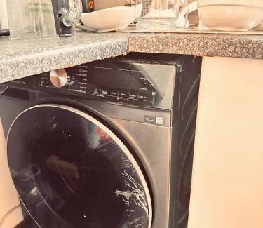 Greater Johannesburg Metropolitan Area Apartamento | Balcony Bliss