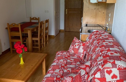 Giez Apartamento | BALCON GOLF con piscina a 5 minutos de las montañas del lago de Annecy en Haute Savoie