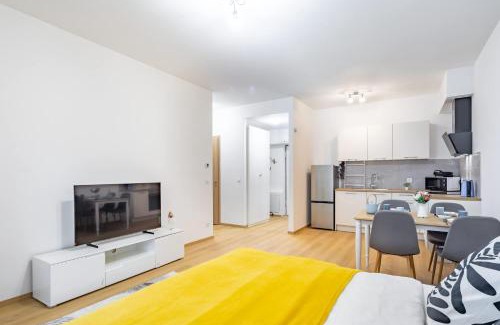 Nadorkert Apartamento | Balcony - NEW - Comfy