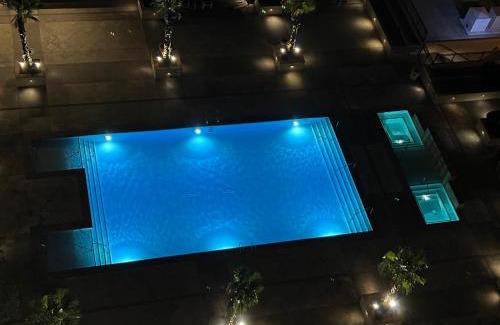 Las Vegas Apartamento | Balcony Studio Signature MGM Great View No Resort Fees Free Valet Lazy River