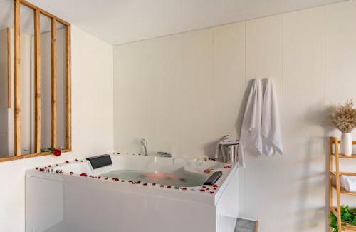 Villenave-d'Ornon Apartamento | Bali Chic