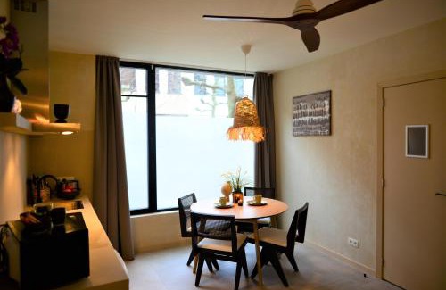 South Antwerp Apartamento | Balinese Cityflat AC