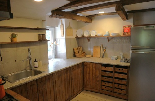Gabrovo Casa | Balkans Serendipity - Artistic forest house