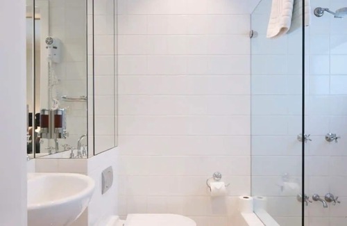 Mosman Apartamento | Ballantyne at Mosman: 1 Bedroom Serviced Apartment