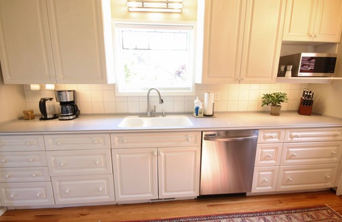Whittier Heights Casa | Ballard Brick Tudor A/C Dog-Friendly
