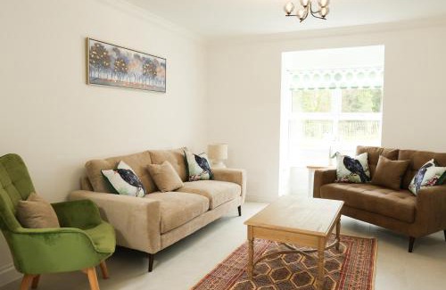 Ballintra Casa | Ballintra 3 Bedroom Family Holiday Home - Near Rossnowlagh Surfing & Beach & Donegal Bay Golf