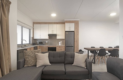 Ballito Apartamento | Ballito Village 69 by HostAgents