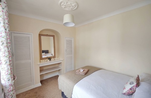 Cut Bush Casa | Ballysax House