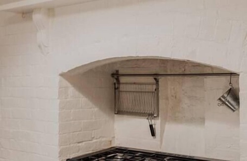 Inverell Casa | Balmoral - Historic luxe stay in heart of Inverell