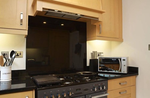 Dartmouth Casa | Balmoral House