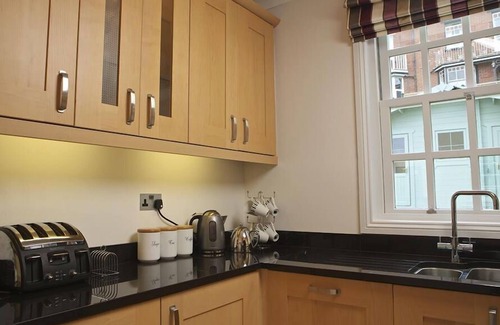 Dartmouth Casa | Balmoral House