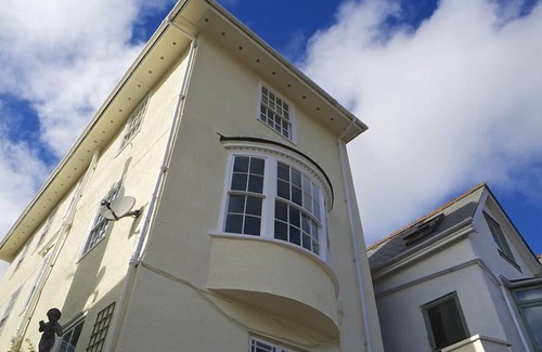 Dartmouth Casa | Balmoral House