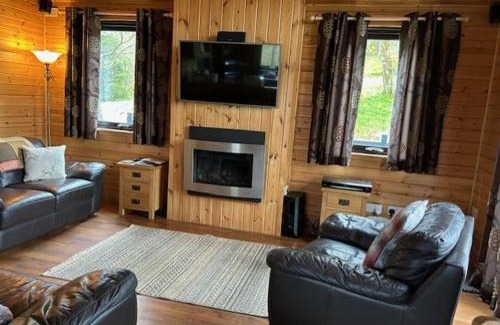 Lochearnhead Apartamento | Balquhidder Braes Holiday Park Lodges, mostly with Hot Tubs and pet friendly, EV facilities