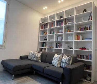 Crocetta-San Lazzaro-Modena Est Apartamento | Balsamico Suites 2 - Near Ferrari Museum & Railway