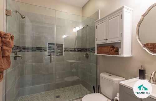 Downtown Baltimore Apartamento | Baltimore's Best Home Away From Home 2 Bedroom Apts by Redawning