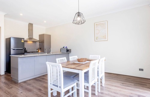 Harrisdale Casa | Bambili Family Place