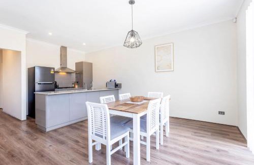 Harrisdale Casa | Bambili Family Place