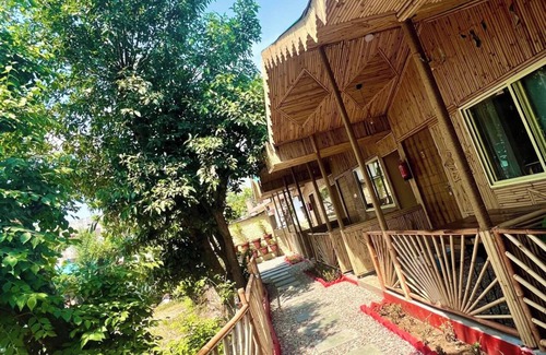Tapovan Cabaña | Bamboo Garden Cottages and Cafe