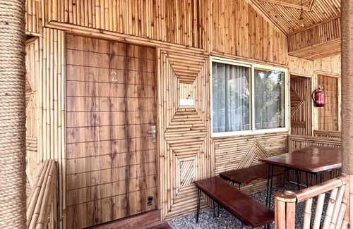 Tapovan Cabaña | Bamboo Garden Cottages and Cafe