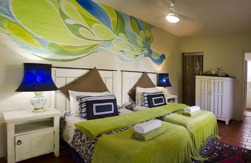 Hunter's Home Casa | Bamboo, The Guest House
