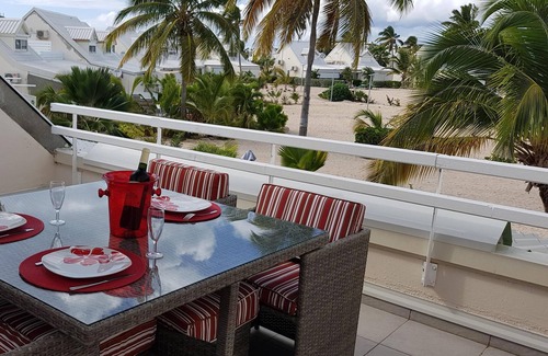 Bellevue Apartamento | BAMBÚ Muy bonito estudio en residencia con vista al mar
