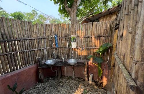 Sauraha Casa | Bamby Chilling House - Feel The Nature