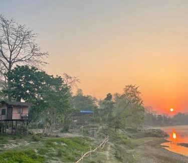 Sauraha Casa | Bamby Chilling House - Feel The Nature