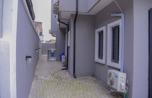 Surulere Apartamento | Bamgbose Apartments - Sleeps 2 - Parking - WiFi
