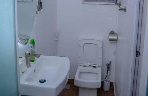 Surulere Apartamento | Bamgbose Apartments - Sleeps 2 - Parking - WiFi