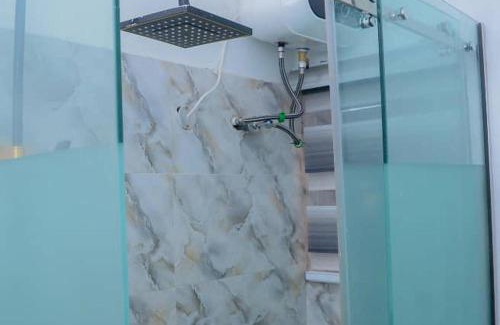 Surulere Apartamento | Bamgbose Apartments - Sleeps 4 - Parking - WiFi