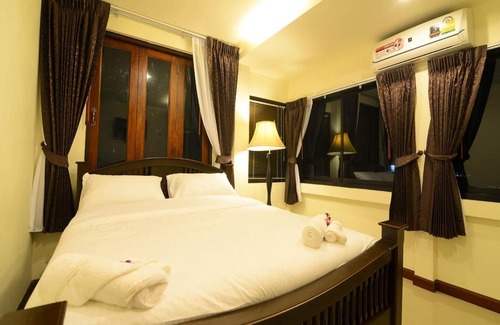 Samphao Lom Casa | Ban U Thong Accommodations