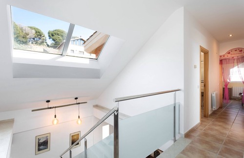 Arenys de Mar Casa | BANANA - Hermosa casa en ARENYS DE MAR con piscina y jardín privados, y una impresionante vista del mar Mediterráneo!