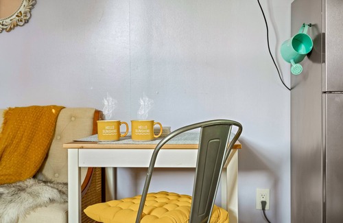Southwest Apartamento | Banana Bungalow with Dreamy New Bathroom