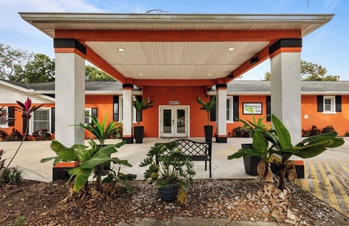 Orlovista Casa | Banana Leaf Villa: Group Escape, room for everyone