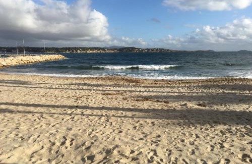 La Celle-sous-Gouzon Apartamento | Bandol appartement classé 2 étoiles